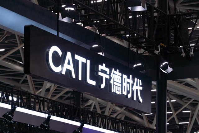 CATL valuta partecipazione in deepSeek: un segnale per l'AI e l'infrastruttura