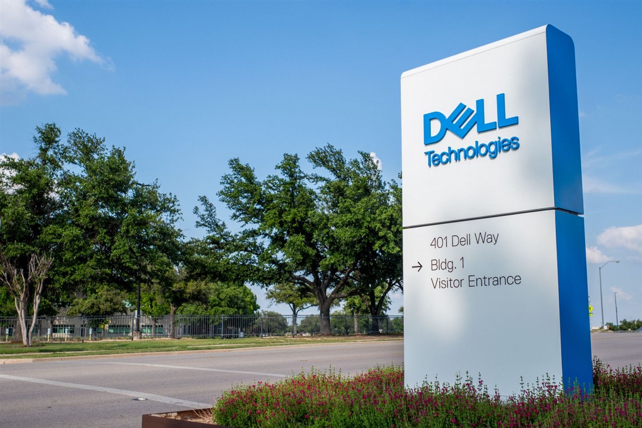 Dell posts record results and lifts full-year outlook on AI demand