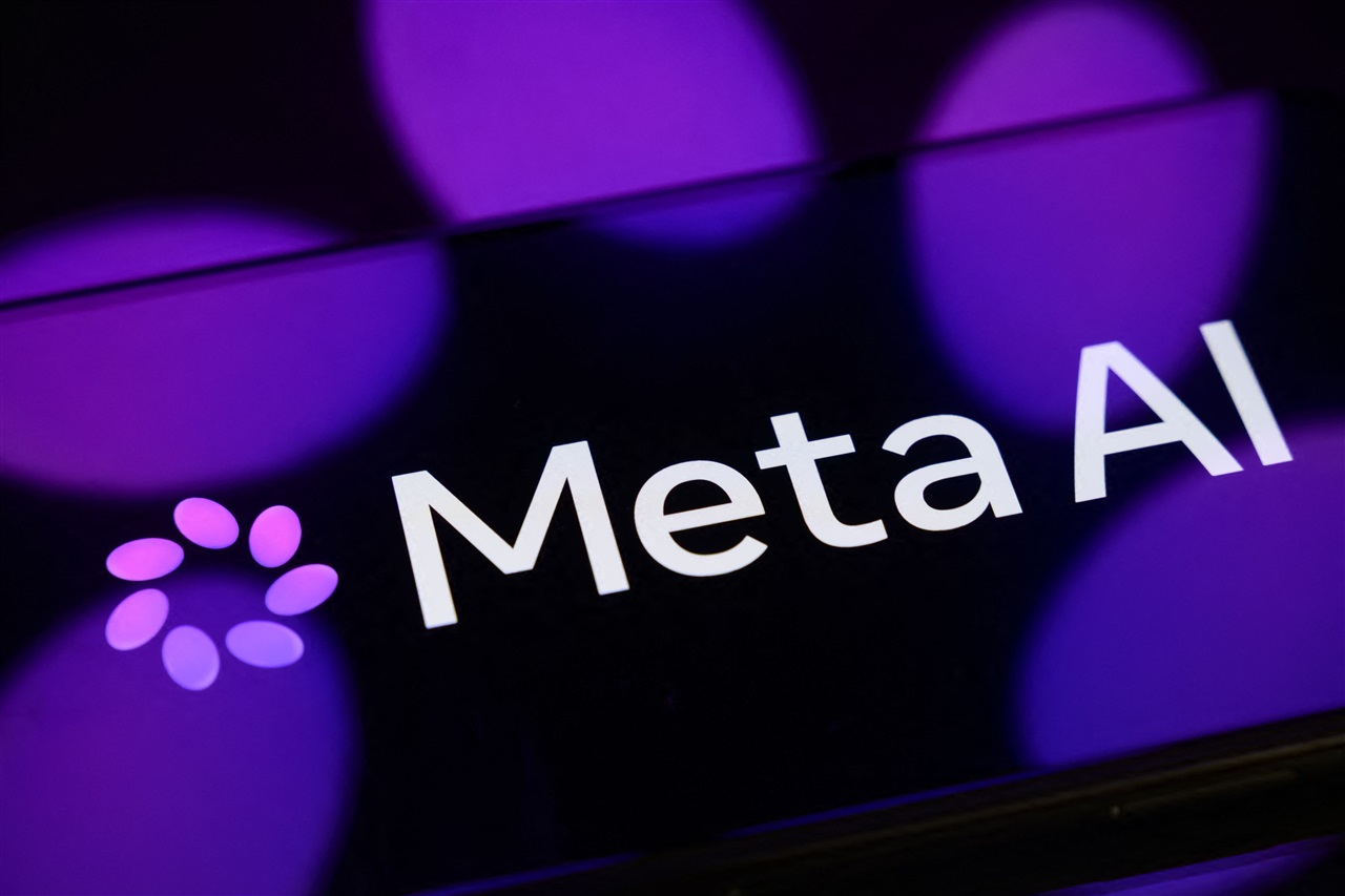 Meta punta sull'hardware AI: in arrivo pendente e occhiali smart