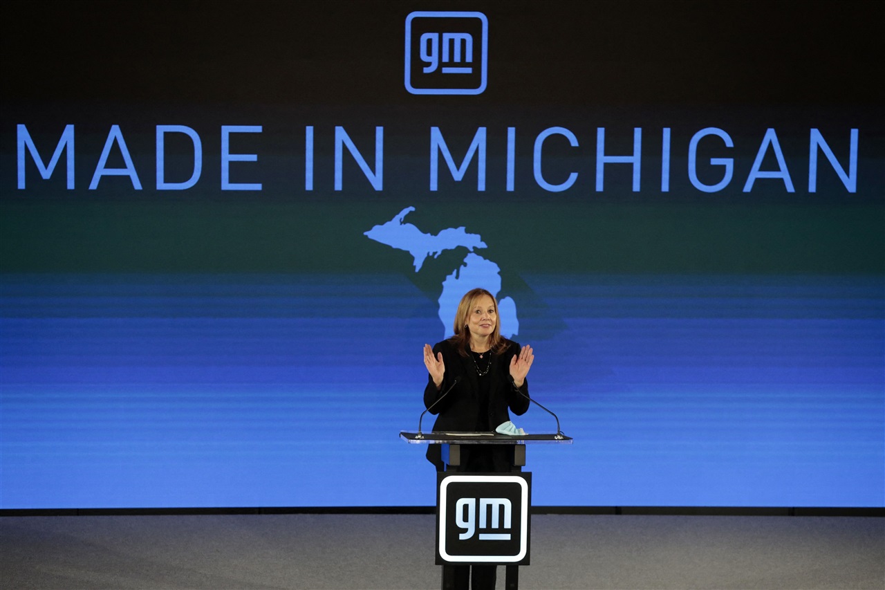 GM punta sulle batterie agli ioni di sodio per alimentare l'era dell'AI