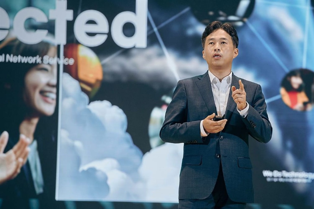 SK Hynix valuta ChatGPT e Copilot, Samsung espande l'AI in azienda