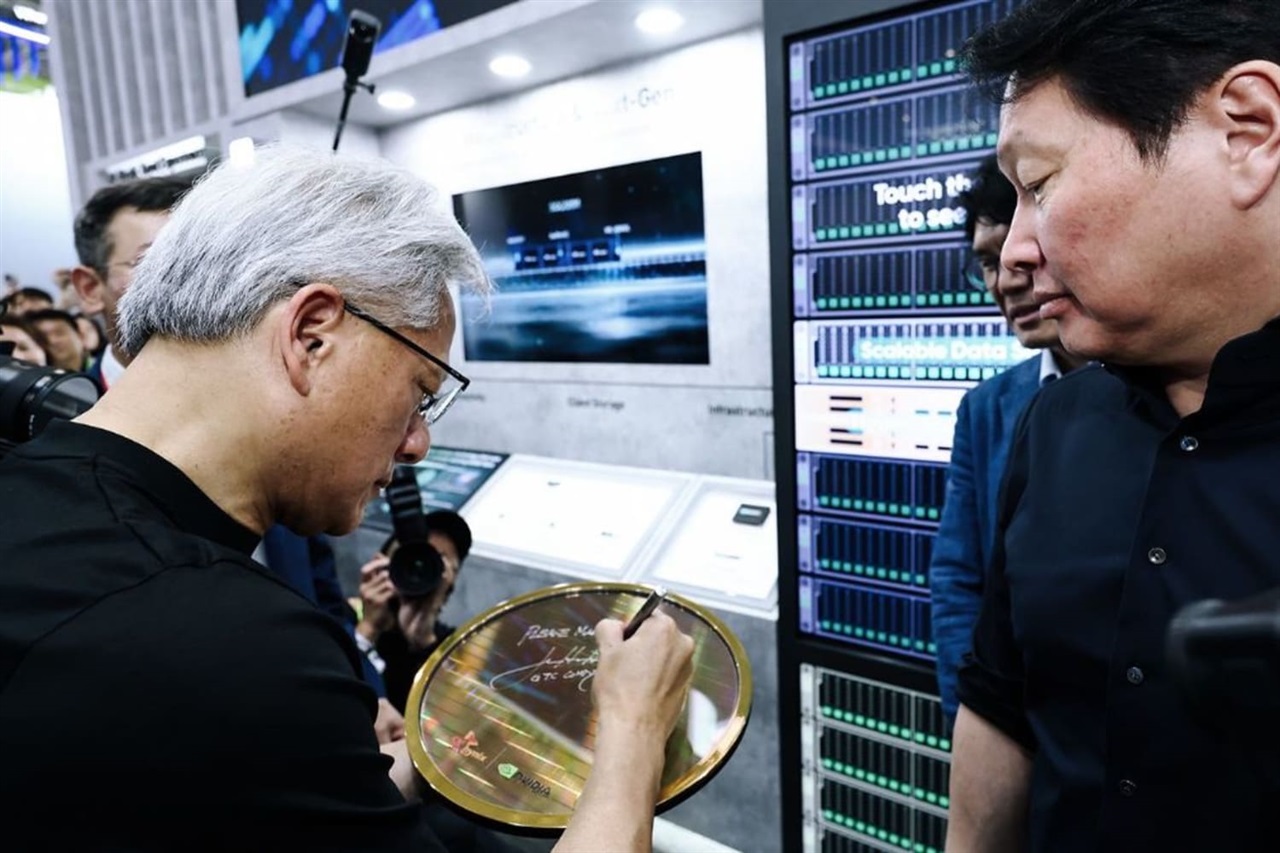 SK Group to meet Tesla and SpaceX leadership to pursue AI-infrastructure and memory partnerships