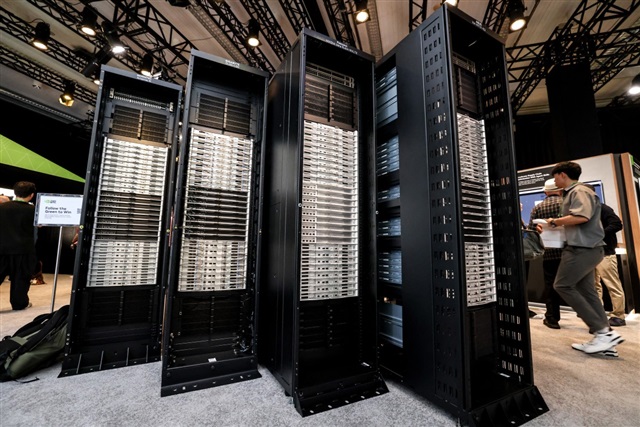 Server AI, a comandare la crescita di giugno non sono le GPU ma alimentazione e termica