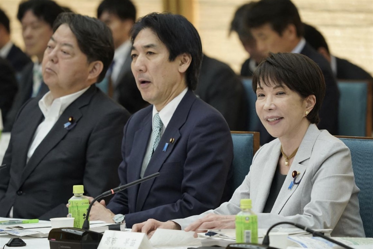 photo of Japan loosens fiscal reins for JPY370 trillion AI, semiconductor strategy image