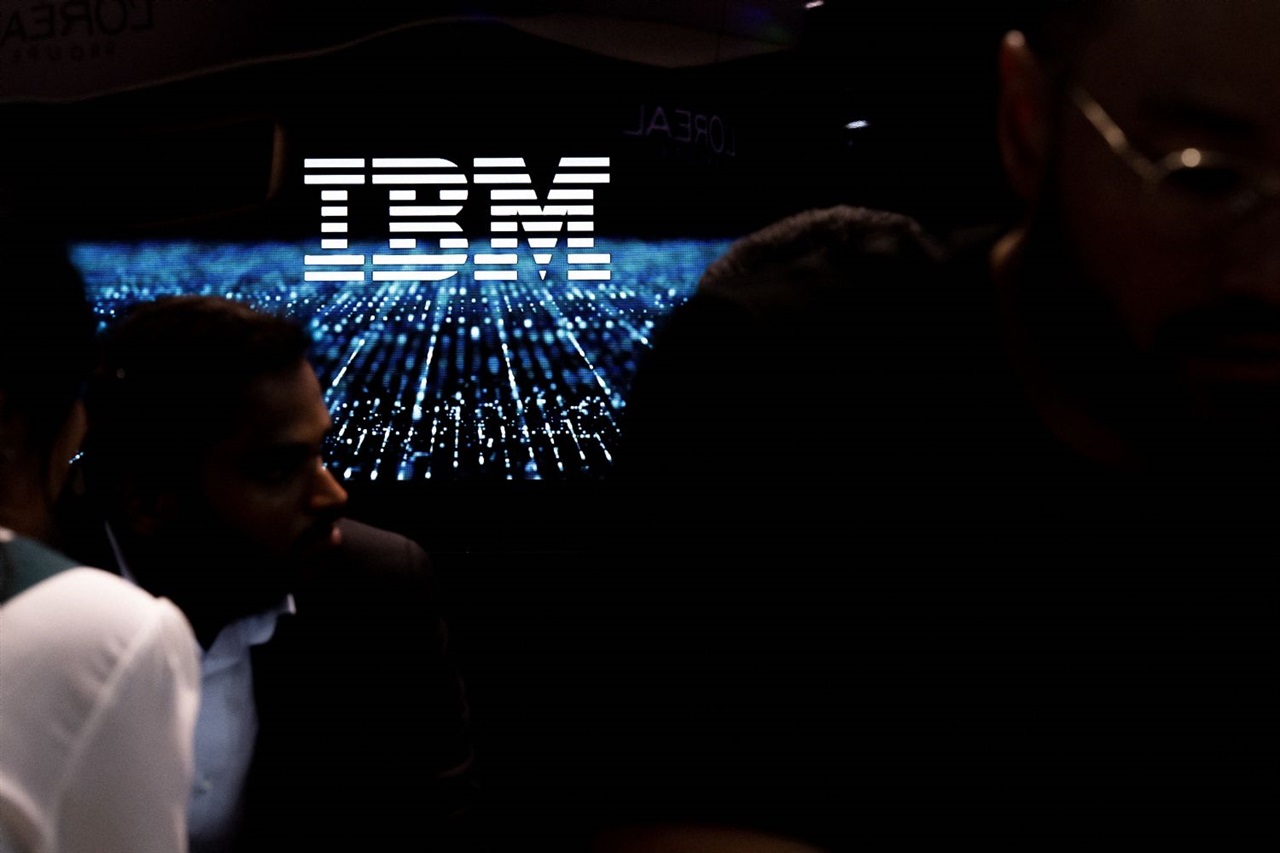 IBM trims revenue outlook as hardware demand reshapes client spending