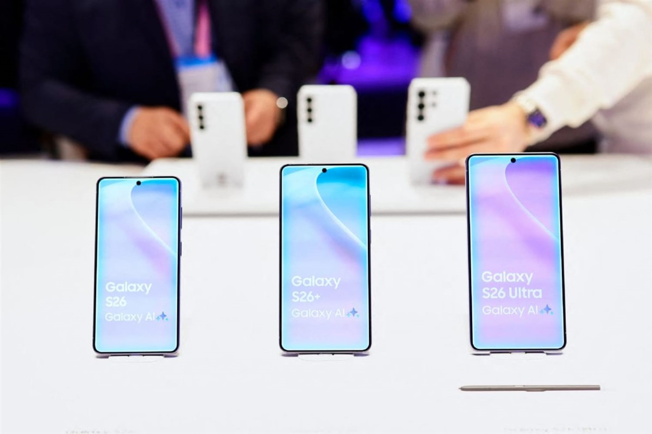 Memory costs overtake smartphone chip costs as SoC shipments are set to fall 14%