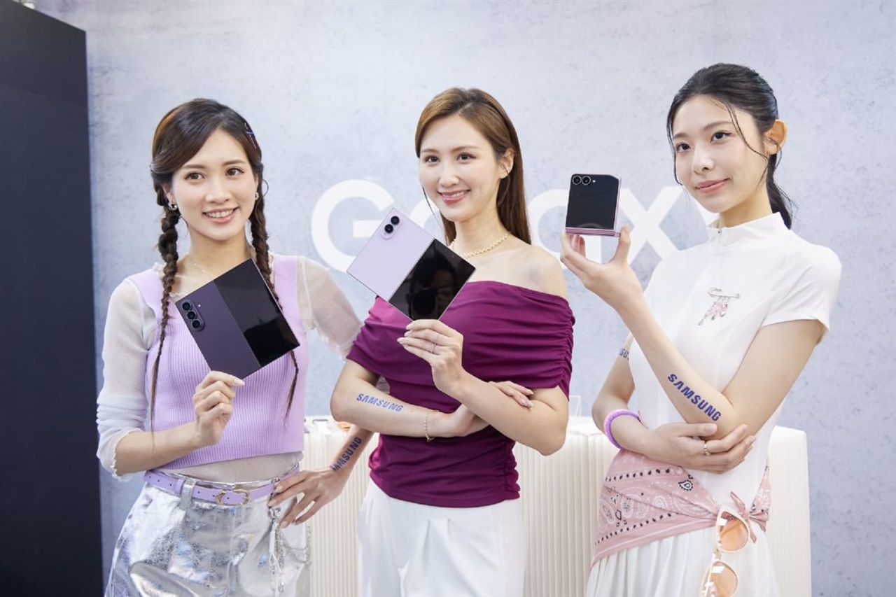 photo of Foldable phone demand shifts as wider models challenge flip designs image