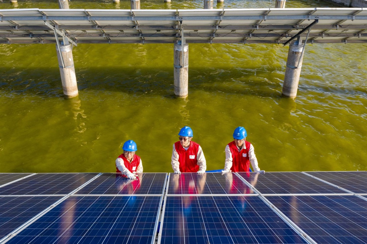 US sets price floors and tariffs on polysilicon, sharpening…