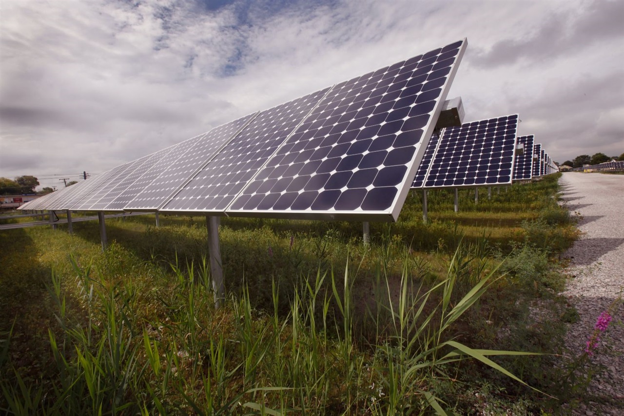Analysis: Trump’s polysilicon tariffs split solar industry…