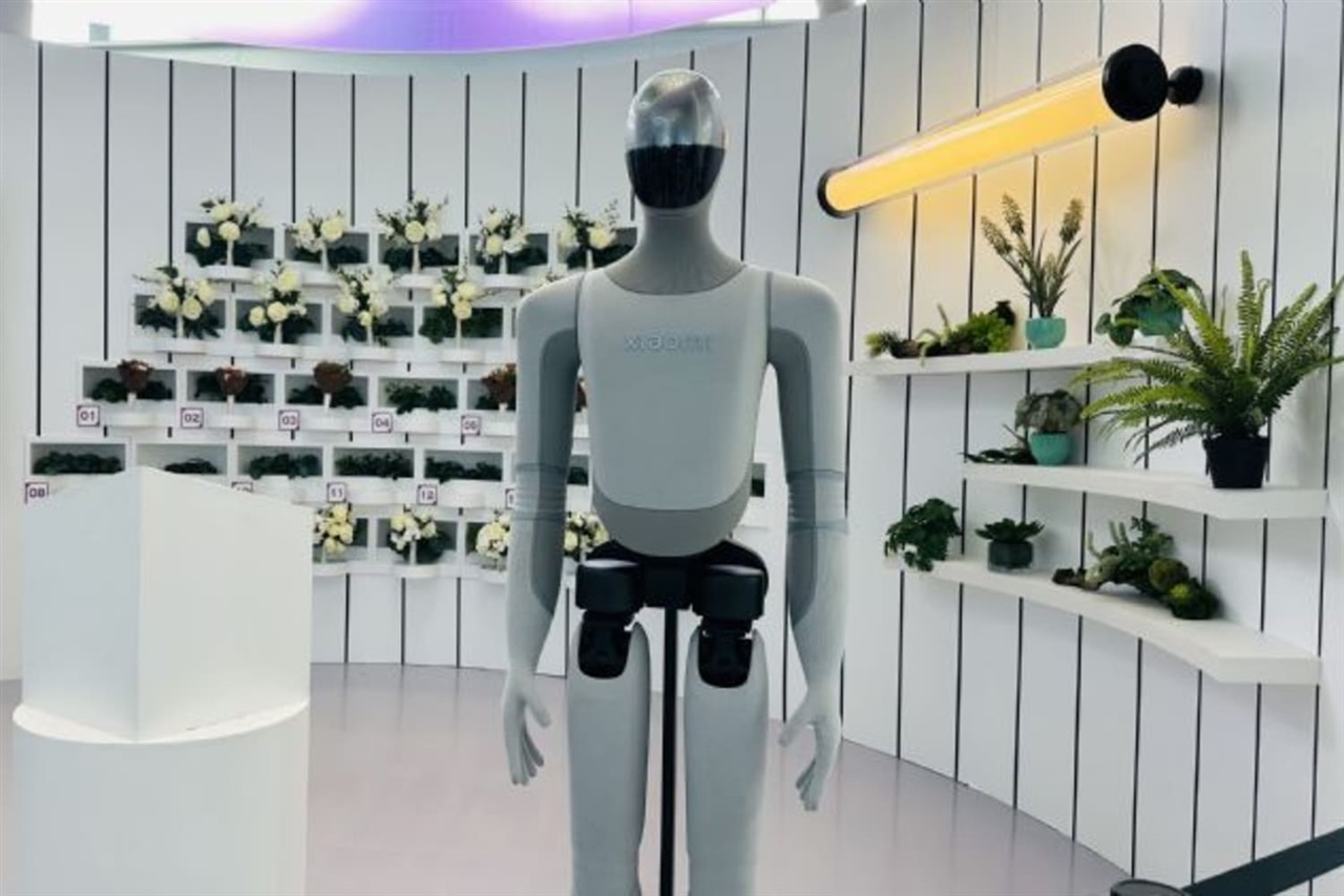 Xiaomi unveils second-generation humanoid robot at Beijing conference