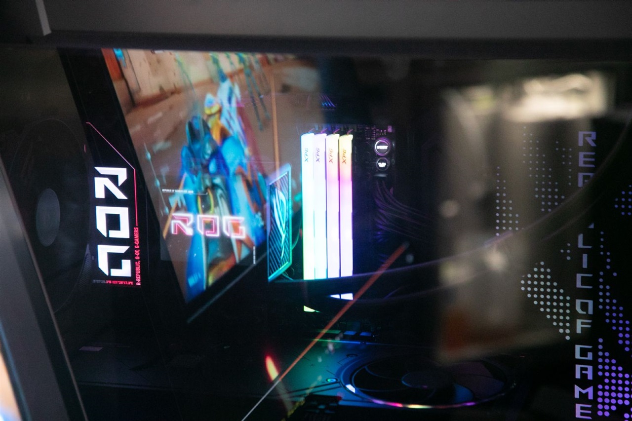 China memory-module makers report surging profits, strained cash flow