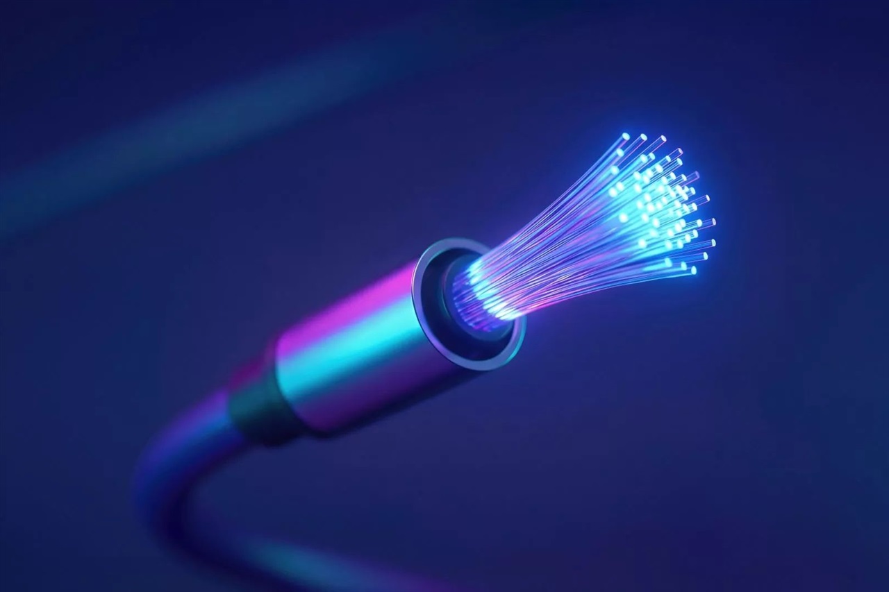 Verizon, Corning strike multi-billion-dollar fiber deal for broadband and AI buildout