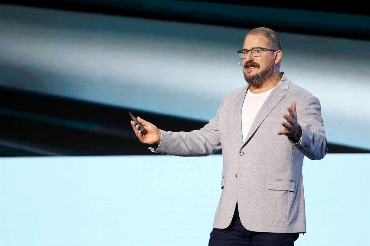 Qualcomm to build custom AI inference chips for AWS