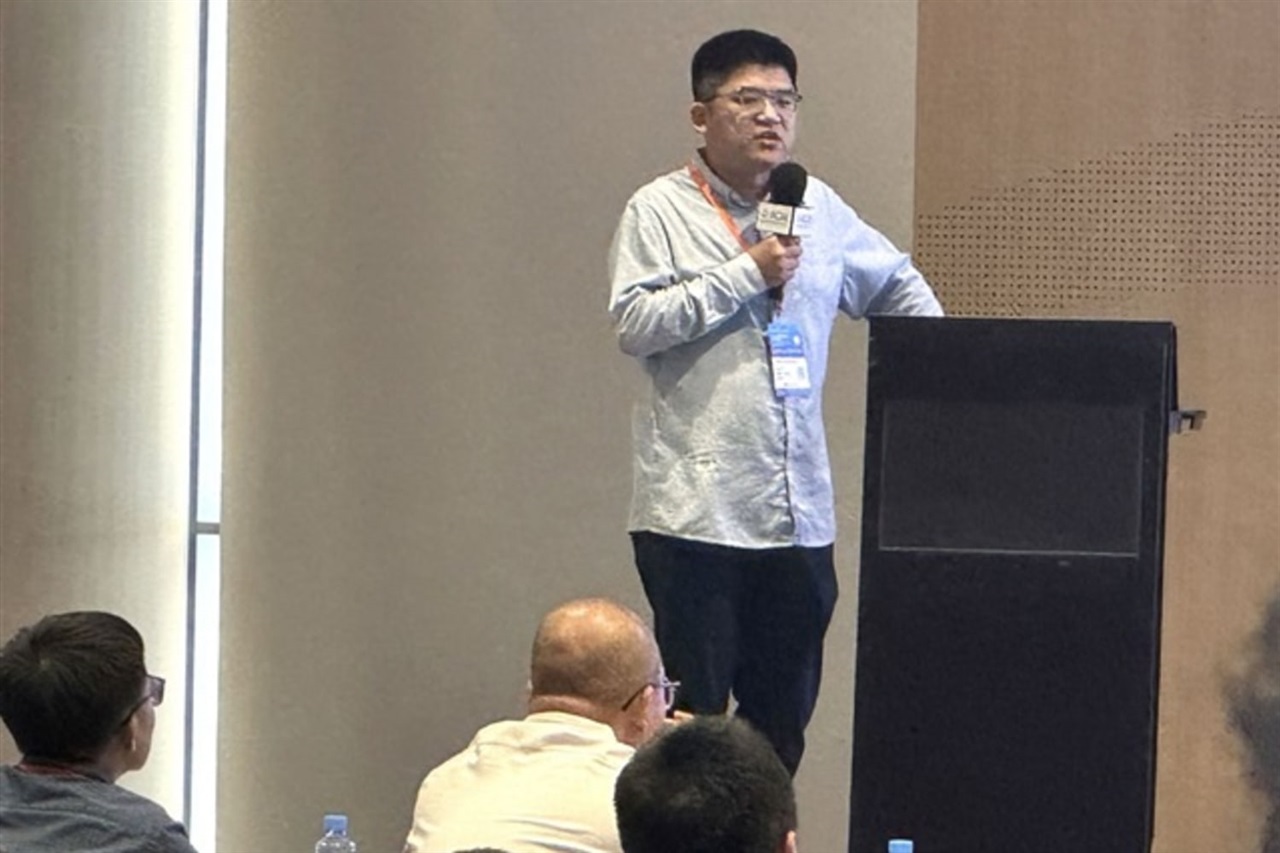 Huachuang Xinguang sees MicroLED optical interconnects entering data centers in 3 to 5 years
