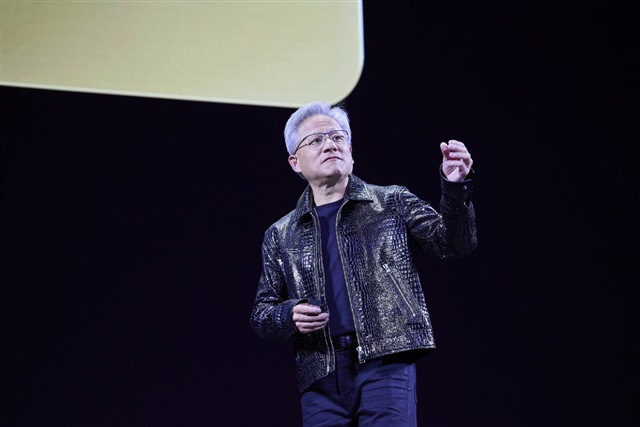 Analysis: Jensen Huang is in Trump's ear; what it means for Taiwan's chip supply chain