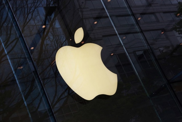 Apple reportedly accepts Samsung's 1Q27 memory hike, raising the 2027 smartphone cost floor