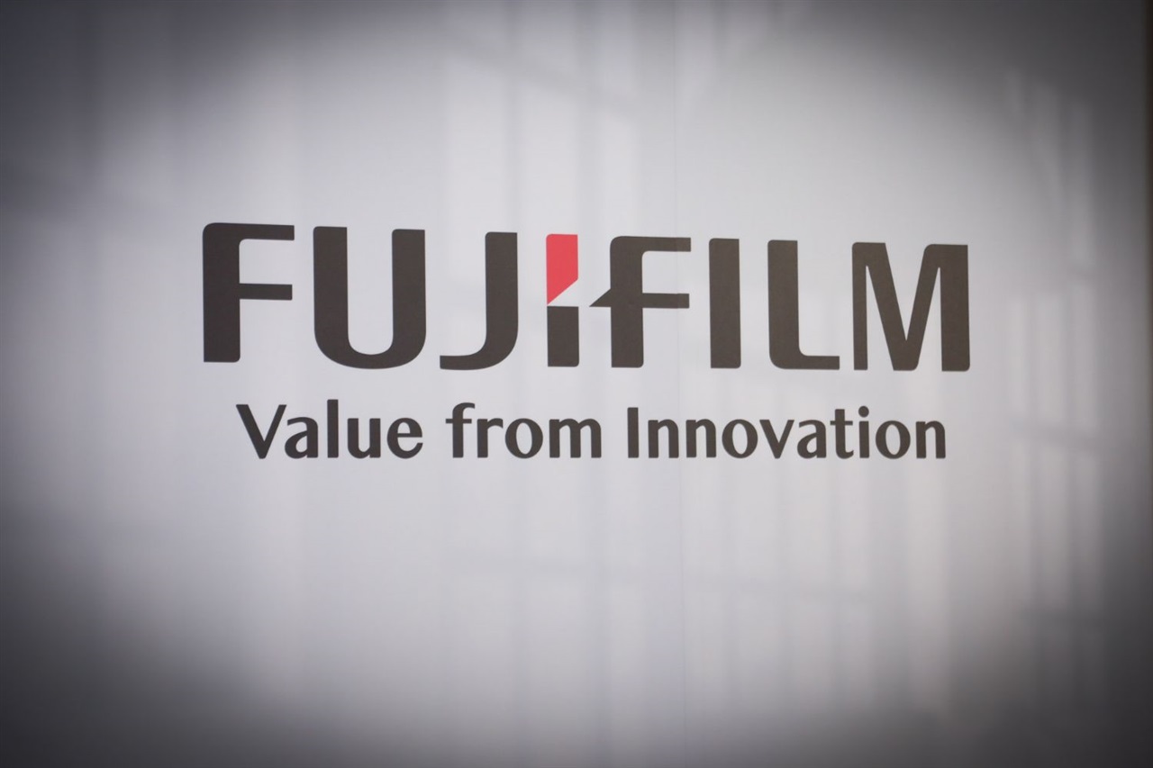 Fujifilm вложит $83 млн в завод полупроводниковых материалов в Индии