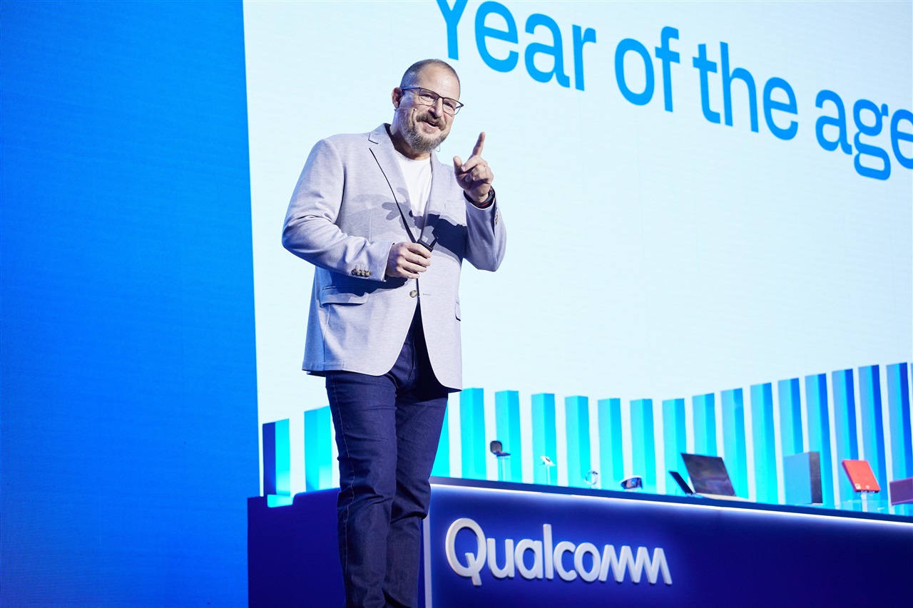 Qualcomm takes Arm to trial again, with billions in royalties at stake