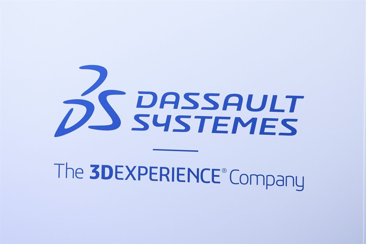 Semicon 2.0 widens focus beyond fabs: Dassault Syst&egrave;mes pitches virtual twins to India's chipmakers