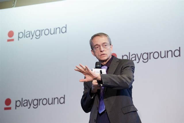 Former Intel CEO Pat Gelsinger sees hardware renaissance in memory, optical interconnects