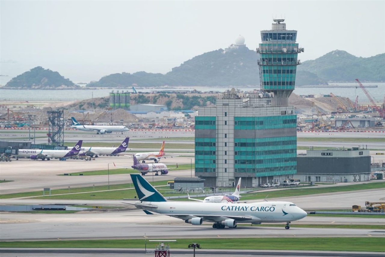 photo of Hong Kong and Japan expand air cargo capacity through multimodal logistics image