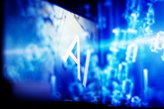 Largan chairman casts doubt on Micro LED links for AI data centers