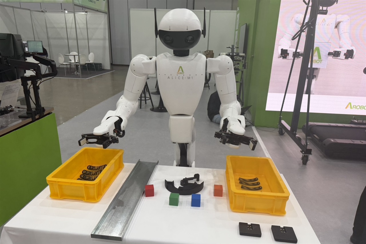 From robot hands to shipyard trials, South Korea tests humanoid readiness