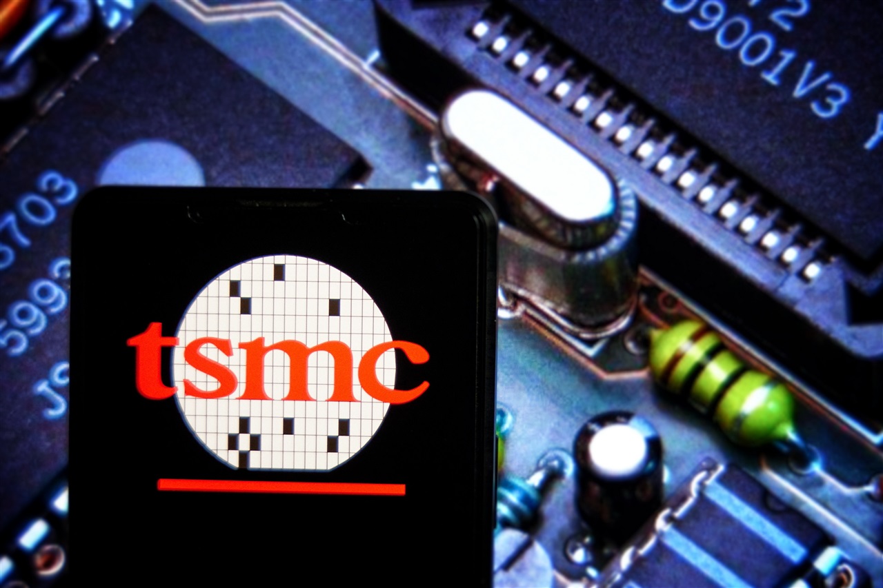 Podcast highlights: TSMC's 3nm demand story, Samsung HBM shift, and A14 ramp
