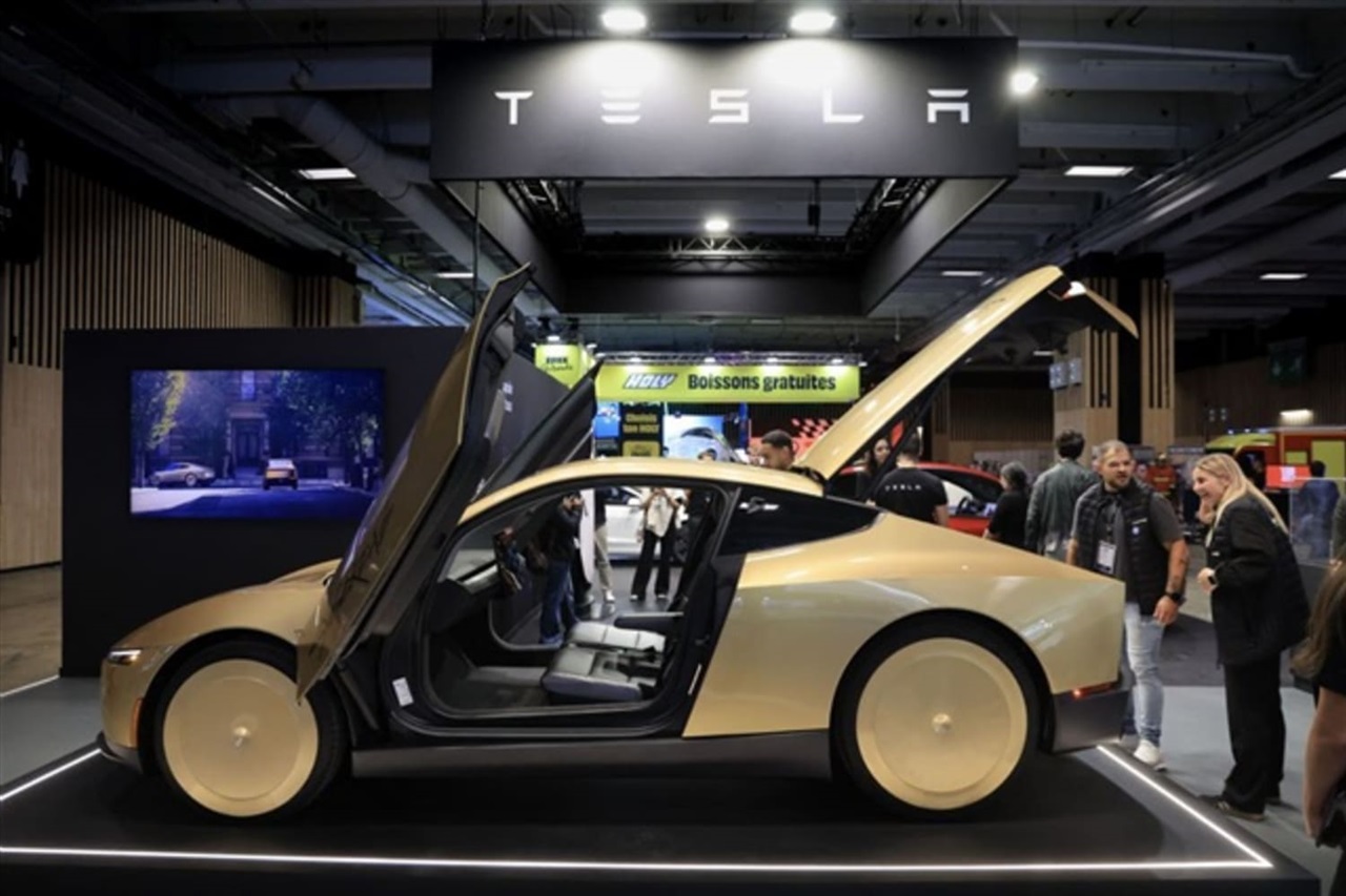 Tesla sees Cybercab becoming a new growth bet amid declining auto revenue