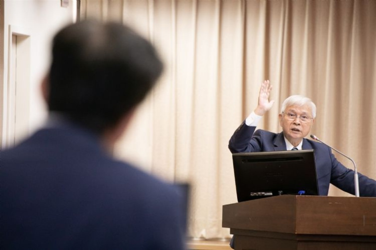 Taiwan central bank head deems AI bubble crash scenario extreme