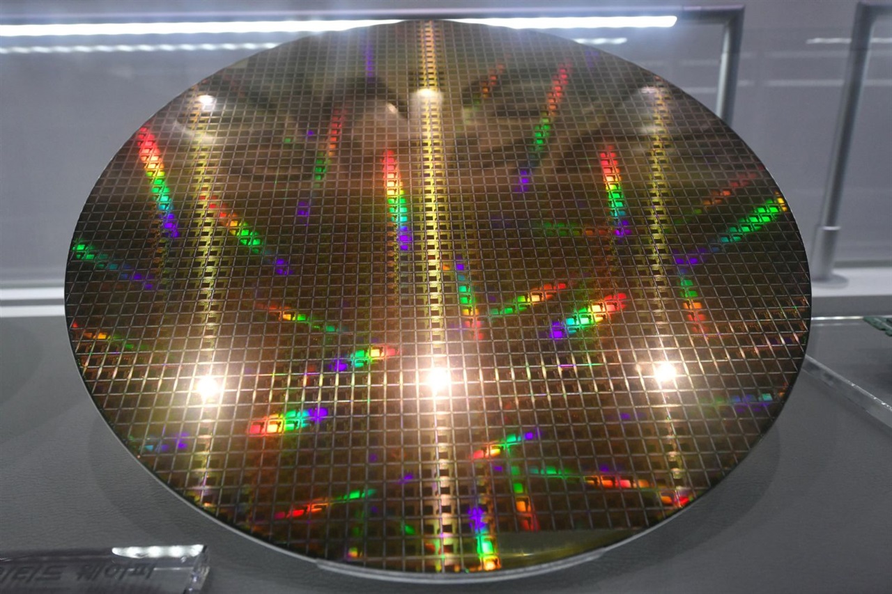 photo of KLA reportedly weighs India manufacturing entry as Semicon 2.0 opens to equipment makers image